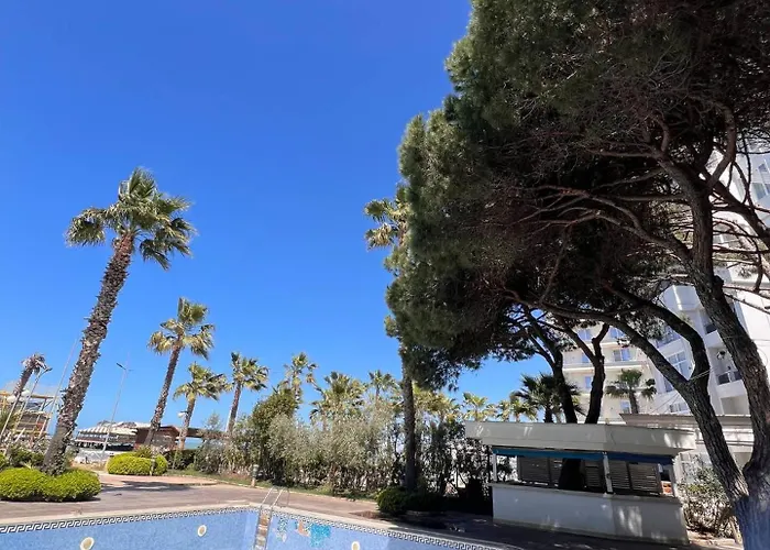 The Trio By Adriatic Living * Golem